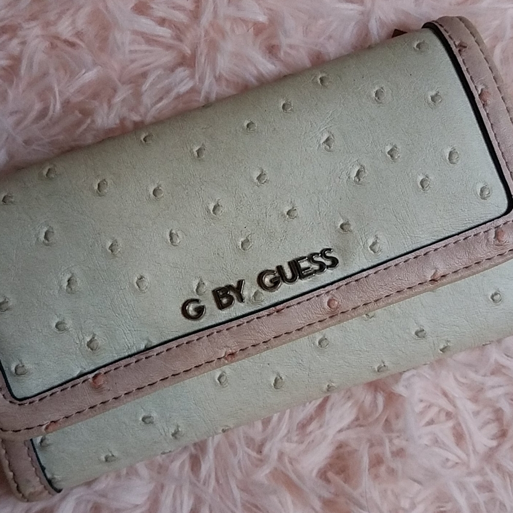 G by Guess Purse and Wallet - Picture 3 of 9
